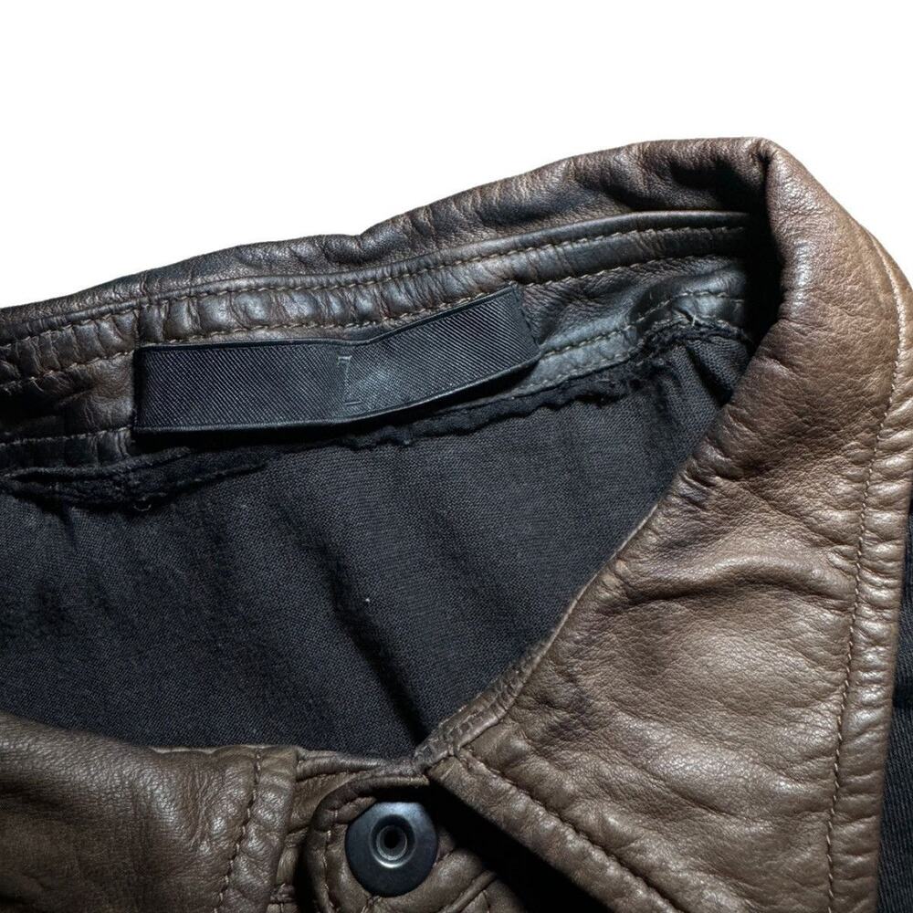 Julius - Picture 2 of 4